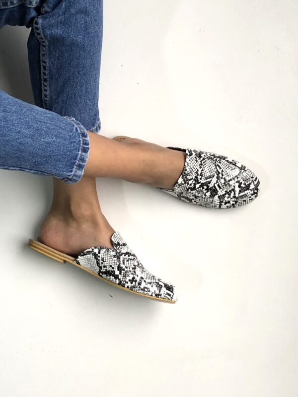 Mule Print